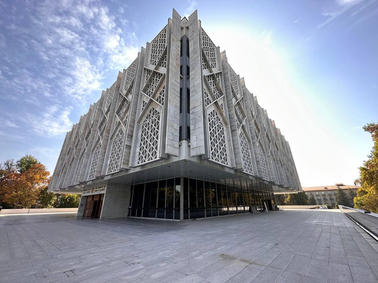 20-zdaniy-poluchili-status-obekta-epohi-modernizma-i-vneseny-v-nacionalnyy-perechen-obektov-kulturnogo-naslediya