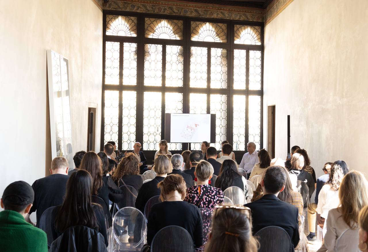 vstrecha-kuratorov-nacionalnogo-pavilona-uzbekistana-v-venecii