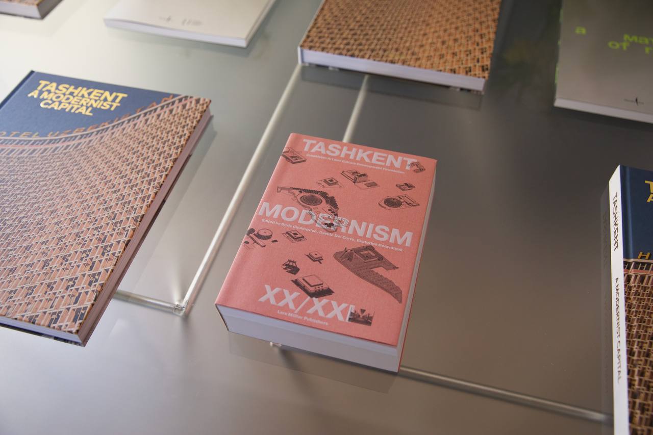 prezentaciya-knigi-tashkent-modernism-xx/xxi-v-venecii